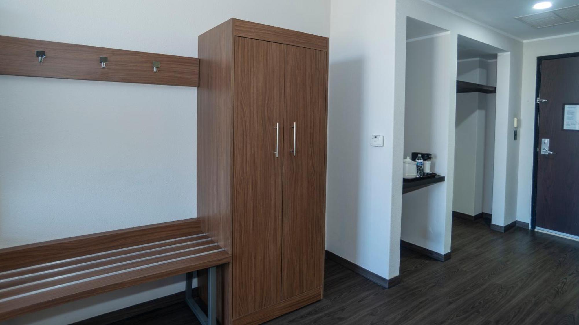 Holiday Inn Express Mexico Santa Fe By Ihg Esterno foto